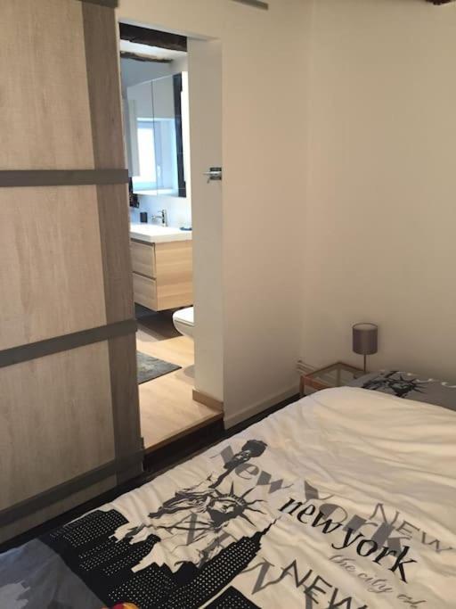 La Vie Hors Chateau Apartment