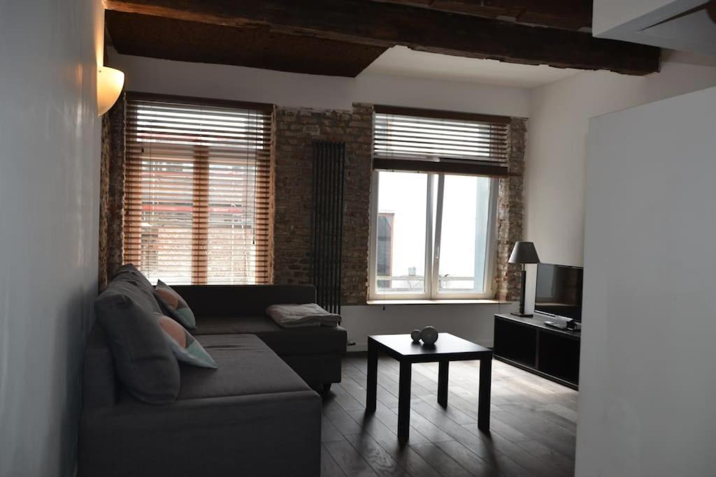 La Vie Hors Chateau Apartment *