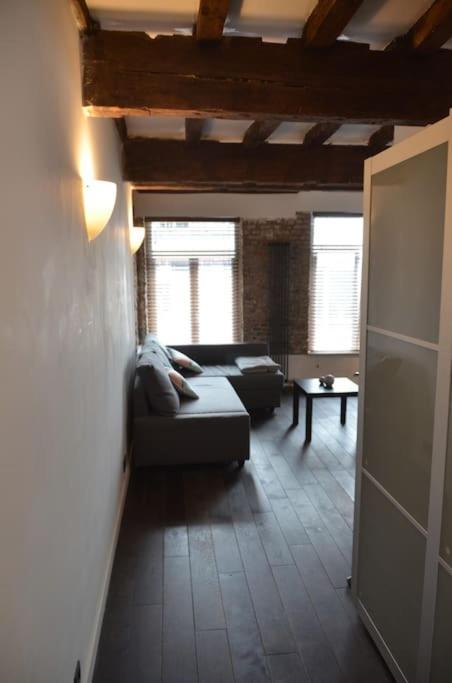 La Vie Hors Chateau Liege